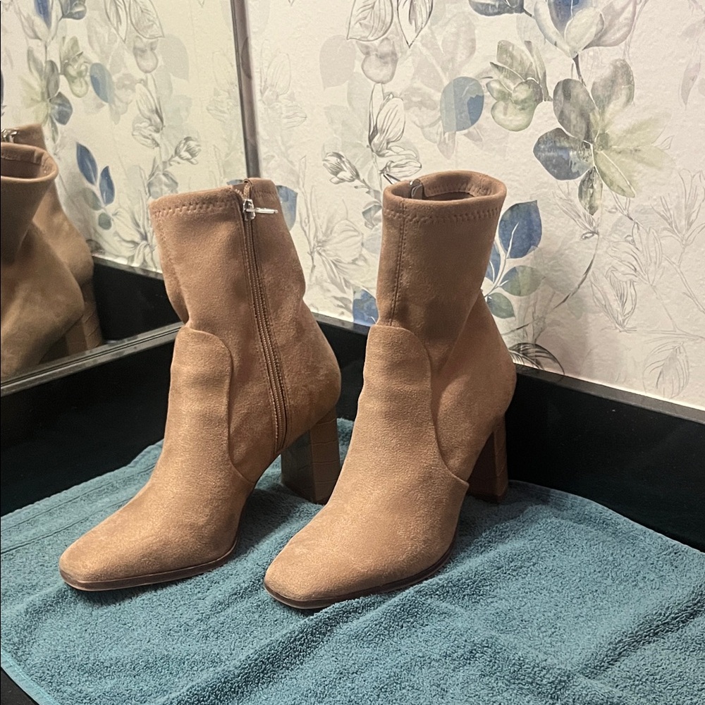 Dolce Vita Tan Ankle Bootie